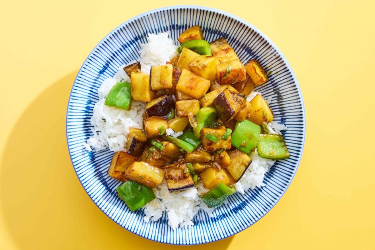 di-san-xian-recipe-potato-eggplant-pepper-stir-fry