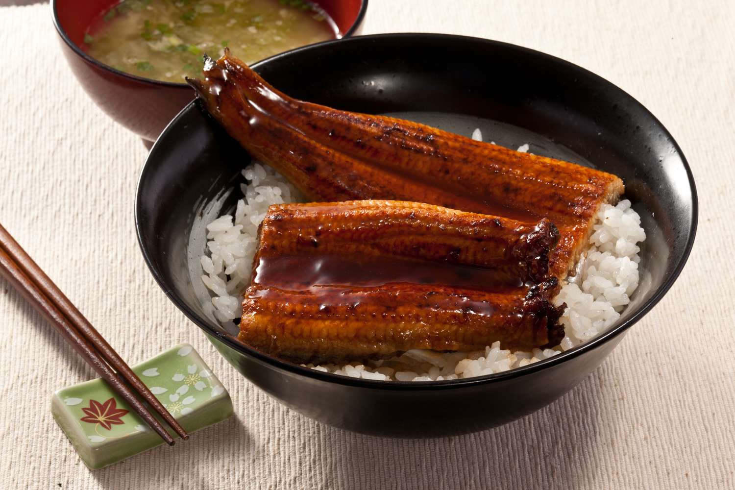 eel-over-rice-recipe-unagi-donburi